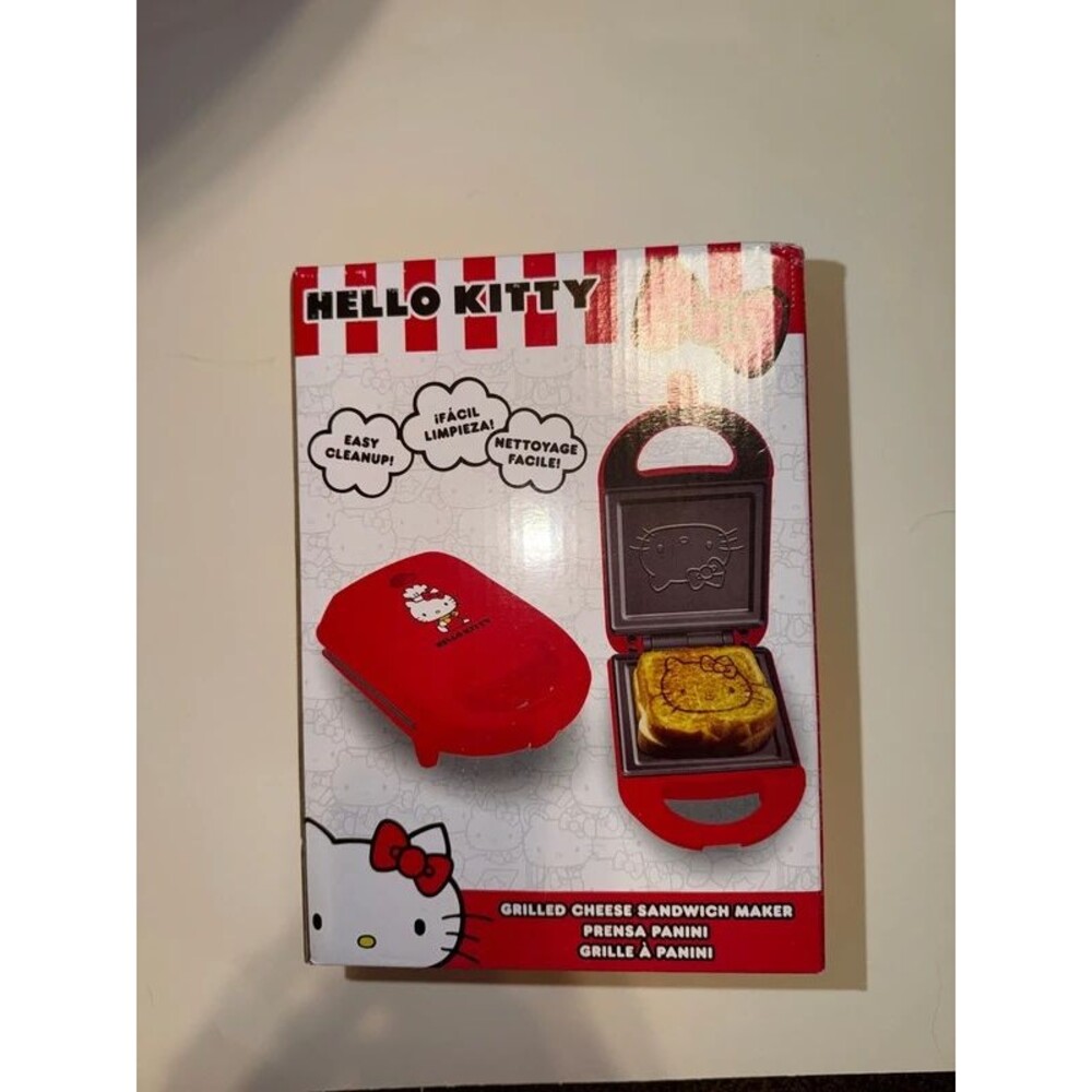 Hello Kitty sandwich press